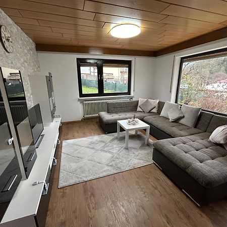 Ferien- Und Monteurwohnung Zum Waldblick Exterior foto