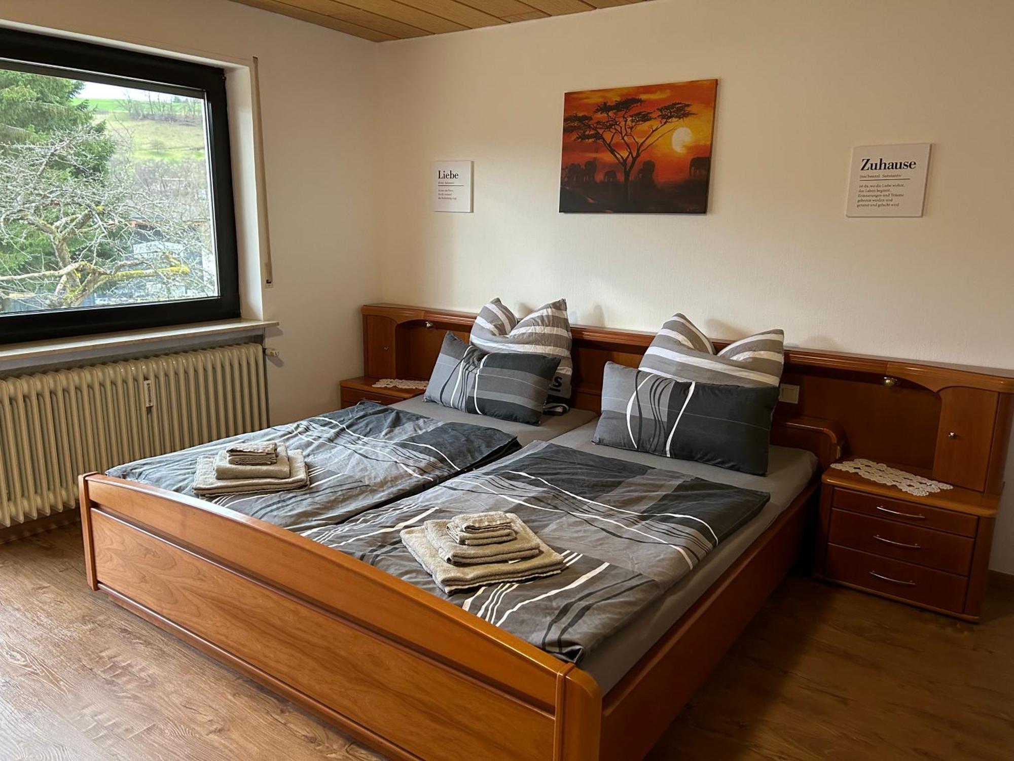 Ferien- Und Monteurwohnung Zum Waldblick Exterior foto